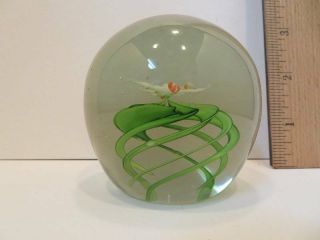 Glass Paperweight 2 Flying Geese Birds with Green Swirl 2 1/2 