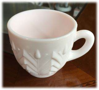 Pretty Art Deco 1950s Vintage Jeannette Shell Pink Milk Glass Punch Cup