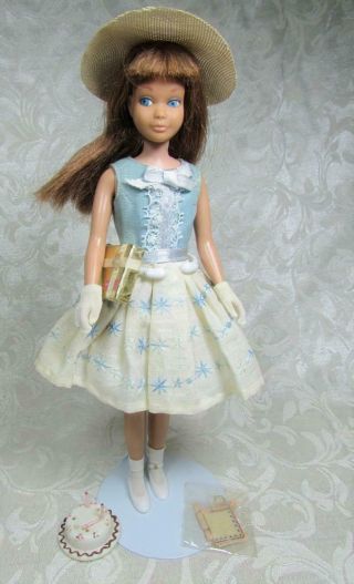 Vintage 1964 Skipper Doll In 1965 Happy Birthday 1919 Outfit - Mattel