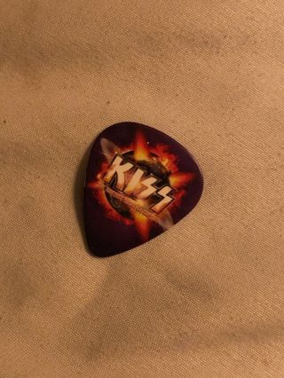 KISS Hottest Show Earth Tour Guitar Pick Paul Stanley Signed Walker MN 7/15/11 2