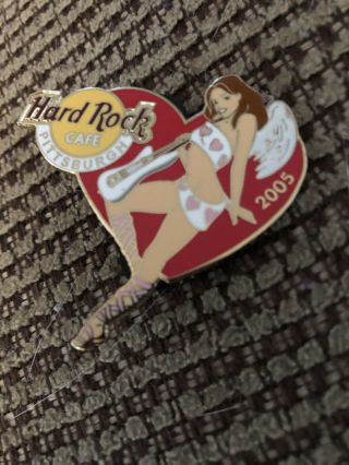 Hard Rock Cafe Pin Pittsburgh Valentines Day 2005
