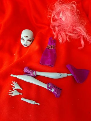 Monster High Create - A - Monster Rare 3 - Eyed Doll Parts Dress Hair Missing 1 Arm