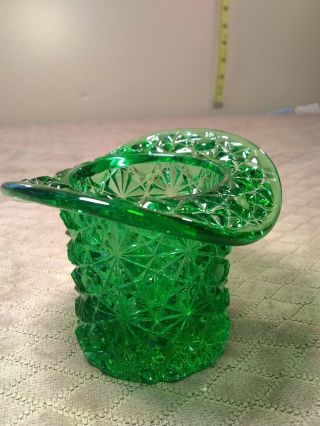 Vintage Vibrant Emerald Green 2.  5 Daisy & Button Glass Top Hat Toothpick Holder 3