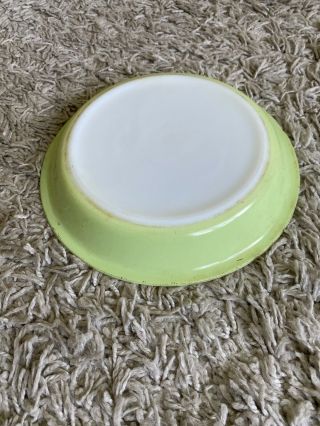 Vintage 9 " Pyrex Lime Green And White Milk Glass Pie Pan 909 Ovenware
