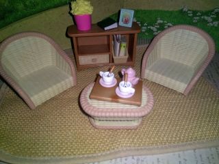 Pretty Sylvanian Families,  Calico Critters Conservatory Wicker Furniture Set