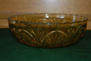 Vintage Amber Glass Starburst Pattern Serving Bowl 8x2.  5 " Pressed Cut Glass