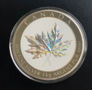 Canada 2015 - 1 Kilogram Pure Silver Coin $250 Maple Leaf Forever Hologram - Rcm