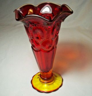 L.  E.  Smith: Moon & Star: Amberina Ruby Red Yellow Gold Horn Vase: Exc: Nr