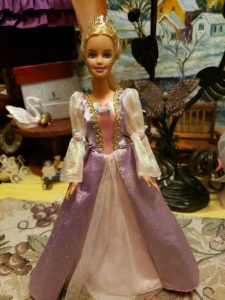 2001 Barbie Doll Growing Hair Rapunzel