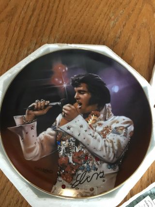 Elvis Presley Remembering Elvis Collectors Plate The King