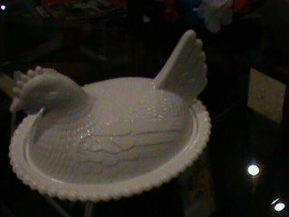 Vtg Milk White Pressed Glass Hen On Nest Covered Bowl.  Great Shape.