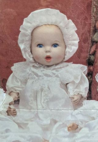 Gerber Baby 17 " Doll Toy Biz 1995
