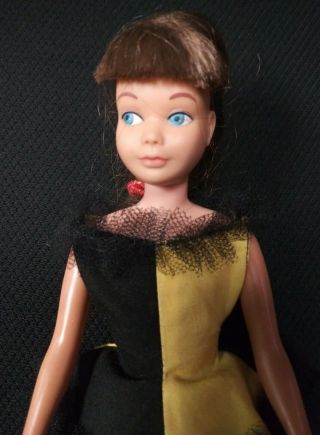 Vintage 1963 Mattel Barbie Brunette Skipper Doll With Outfit