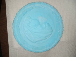 FENTON ART GLASS BLUE SATIN COLLECTOR PLATE MOTHERS DAY Madonna & Child 2