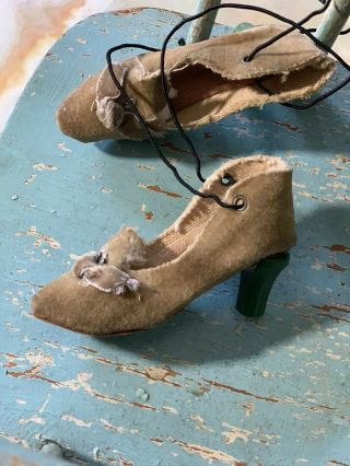Antique Doll Shoes Green Velvet With Dark Green Wood High Heels 3 2/8”