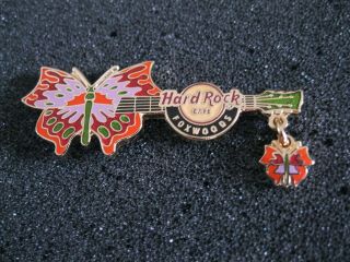 Hard Rock Cafe: Foxwoods - 2007 Butterfly Dangle Guitar Series - Le 500