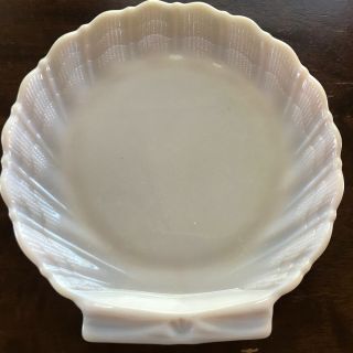 Light Pink Milk Glass Sea Shell Plate Dish With 2 Small Matching Shells 3 - 6” 2