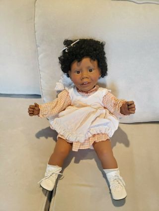 Vintage Lee Middleton Amanda 122883 1983 Signed 22” African American Doll
