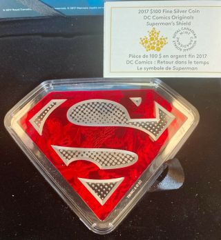 2017 Canada $100 Fine Silver 10 oz Coin - Superman ' s Shield 2