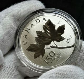 2017 Canadian Maple Leaves $10 1/2oz Pure Silver Coin: Canada 