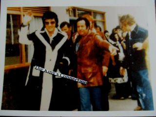 Vtg - Photo - Elvis In Black Coat With Joe Esposito & Red Waving To Camera