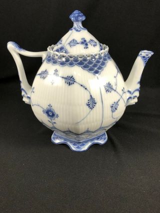 Rare Royal Copenhagen Fluted Full Lace Teapot & Lid Blue White W/ Gargoyles 1159