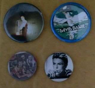David Bowie Man Who Fell To Earth Diamond Dogs Vintage 1970s Button Badges X 4