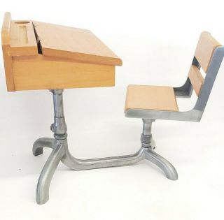 American Girl Molly School Desk W/swivel Chair (wood,  Metal) Pleasant Company