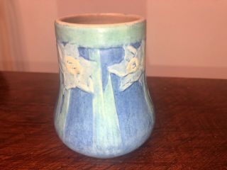 Newcomb College Pottery Vase - Daffodils - 1921 - Joseph Meyer & Sadie Irvine 3