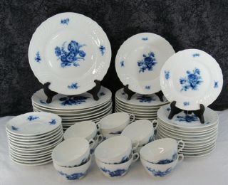(60) Pc.  Royal Copenhagen Blue Flowers Style Porcelain Dinner Service For 12