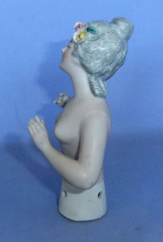 OUTSTANDING LARGE UNMARKED NUDE HALF DOLL WITH ARMS AWAY AND ROSES IN HAIR 3