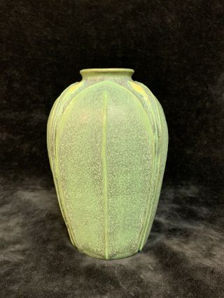 The Arts and Clay Company Jemerick Pottery Matte Green Yellow Bud 7 Inch Vase 3
