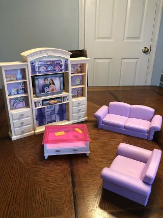 Barbie 2002 Living In Style Room Playset Cabinet Tv & Vcr Couch Chair Remote