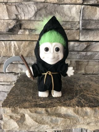 Russ Troll Doll 4 1/2” Green Hair Brown Eyes White Skin Halloween Grim Reaper