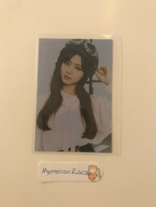 Official Twice Tzuyu World In A Day Trading Card 18 Photocard