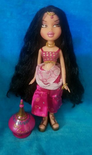 Bratz Genie Magic Jade Doll With Genie Bottle - Mga