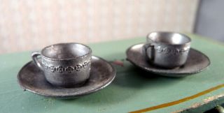 Vintage TYNIETOY Gerlach 2 COFFEE CUPS German Metal 1:12 Dollhouse Miniature 2