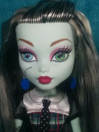 Monster High Frankie Stein Frightfully Tall 18 Inch Doll Clothesshoesstandcomb