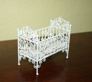Dollhouse Miniature White Crib 1:12 Scale