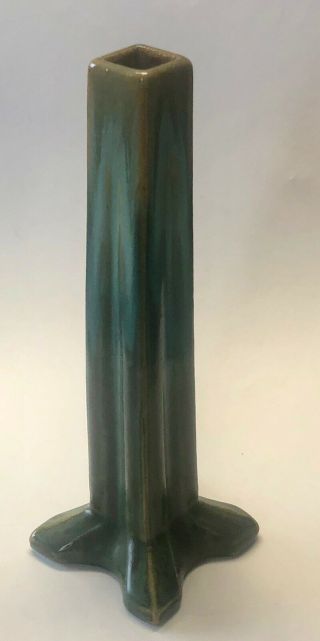 EARLY FULPER BUD VASE SQUARE FOOTED RARE GREEN WITH CRYSTALLINE GLAZE 3