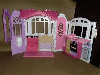 Barbie Glam Getaway House No Accesories And Bed 2014.