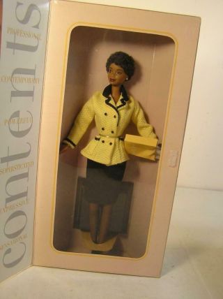 1998 Mattel Avon Representative Barbie Doll 22203 - African American Nos