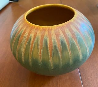 Ephraim Pottery Experimental Sunray Vase By Paul Mcvikers - Great