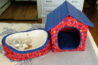 Build - A - Bear,  Collapsible Dog House W/ Bed & Bowl.  (4696)