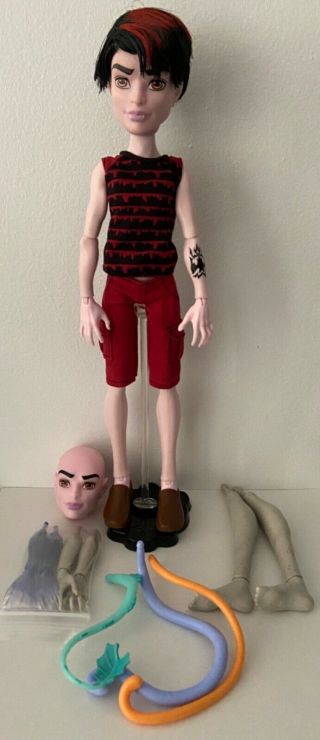 Monster High - Create A Monster Vampire Boy - Extra Head - Complete - Accessories - Cam