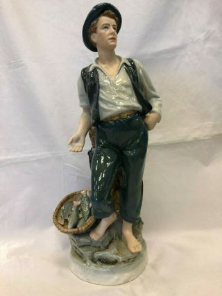 Royal Dux Fisherman Figurine - 21 1/4 " - Displaying His Catch Of Fish By The Dock