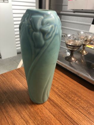 VAN BRIGGLE POTTERY VASE With Daffodils BLUE/GREEN 9.  5 IN.  VASE SIGNED 3