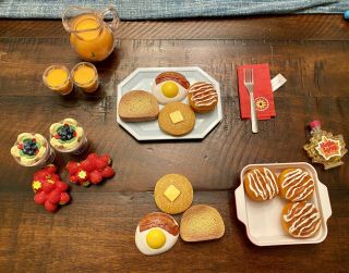 Retired American Girl Delicious Breakfast Set 2013