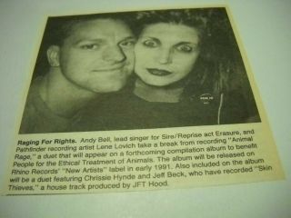 Lene Lovich Gets Wide - Eyed W/ Andy Bell Of Erasure 1990 Music Biz Promo Pic/text