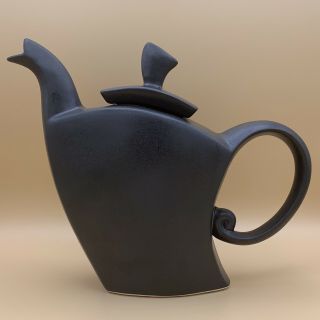" El Tango " Signed Michael Lambert Art Pottery Black Glaze Teapot - &